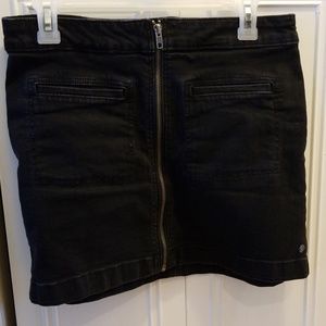 Roxy black jean skirt